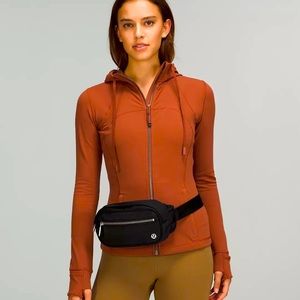 Lululemon Logo Wunderlust Belt Bag Crossbody Shoulder Bag Black Lightweight NWT